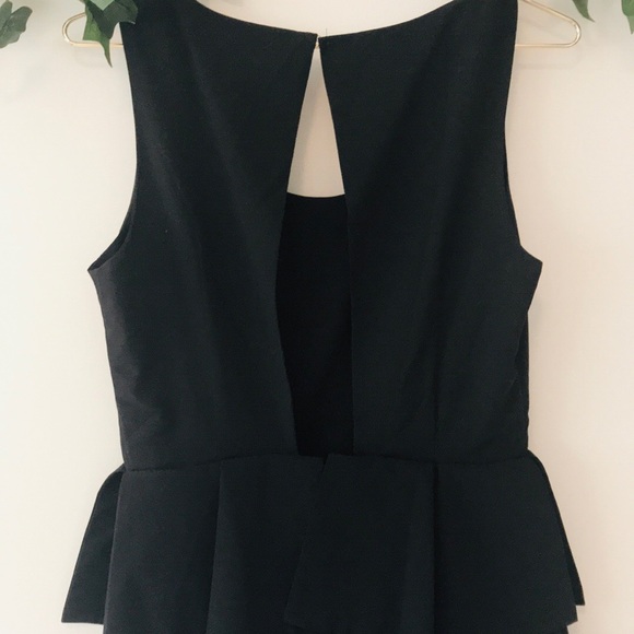 Forever 21 size M cocktail open back dress! - Picture 4 of 4